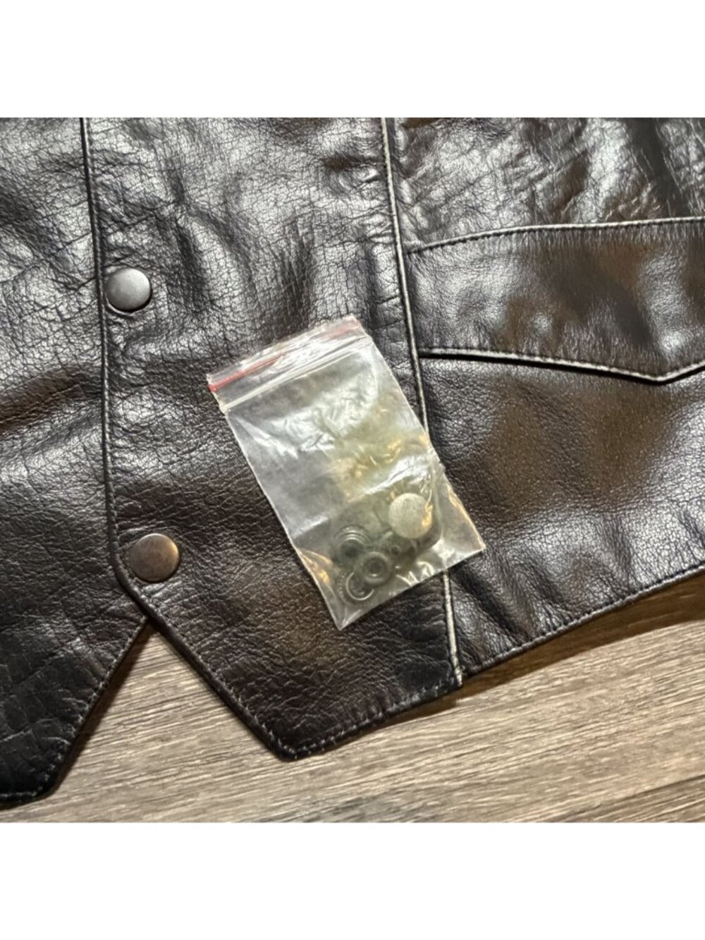 Vintage Xelement Motorcycle Leather Vest Black XL Mayhem Skull Wings Side Laces - Picture 13 of 14